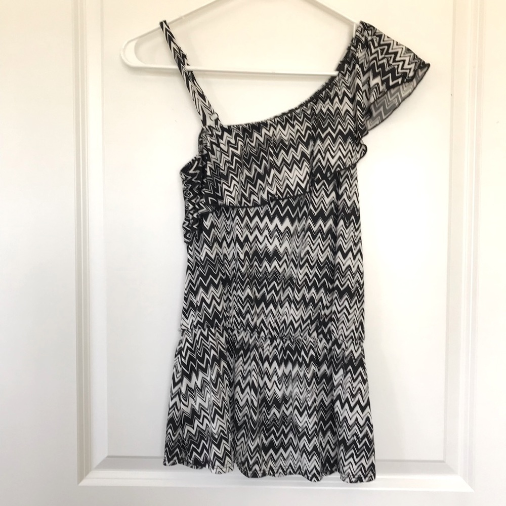 Vintage 2010’s BCX One Shoulder Top